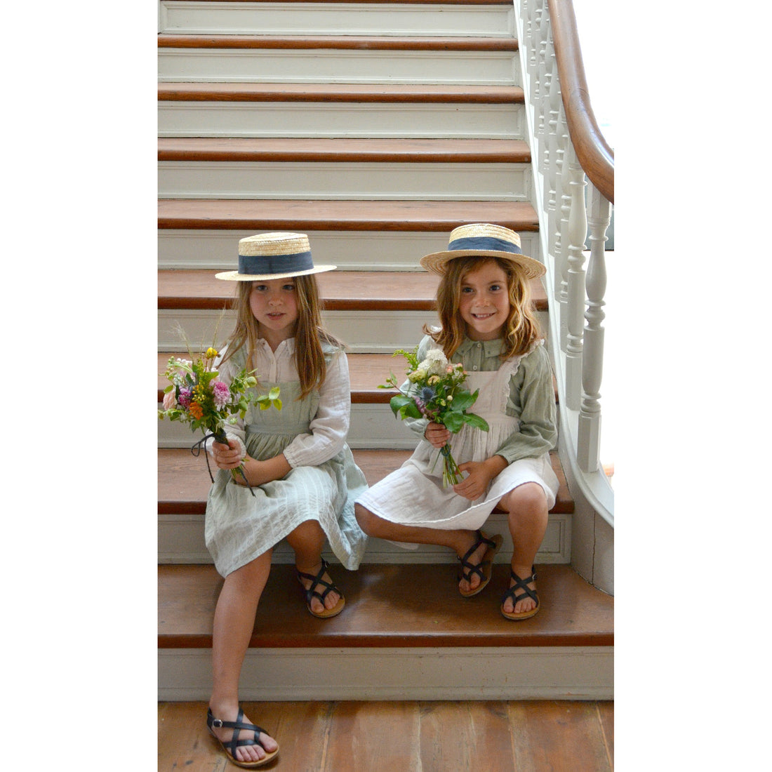 minina-loves-dress-apron-blanca-green- (6)