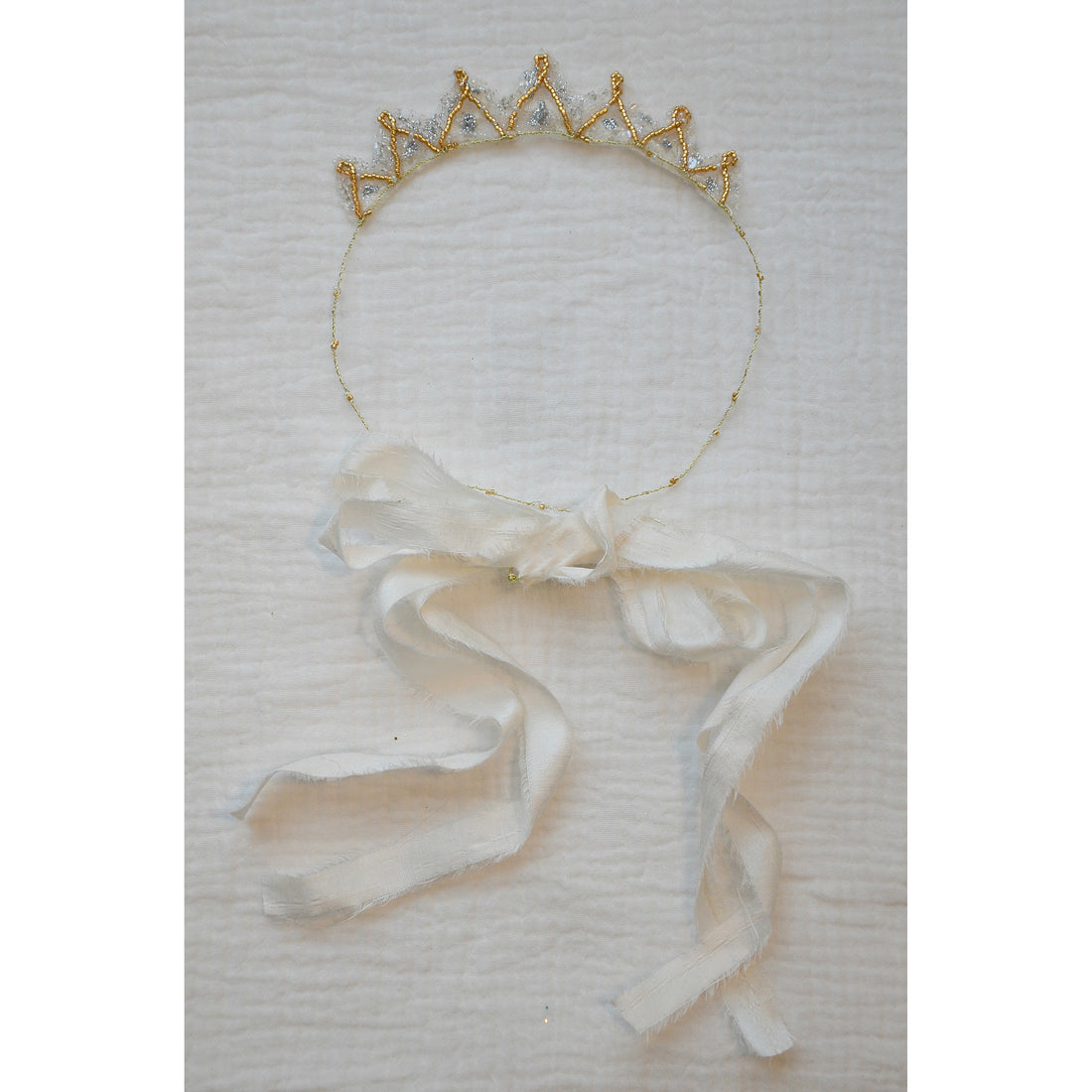 minina-loves-wire-crown-princess- (1)