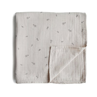 mushie-muslin-swaddle-blanket-organic-cotton-rocket-ship-mush-2200328- (1)
