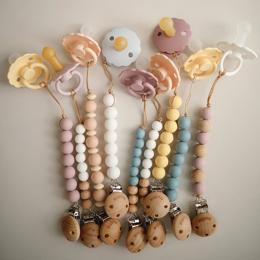 mushie-pacifier-clip-eden-cadet-blue-mush-2110130- (4)