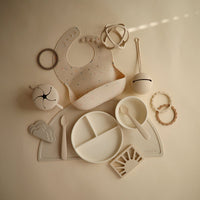 mushie-silicone-baby-bib-vanilla-confetti-mush-2500248- (2)