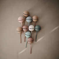 mushie-silicone-pacifier-holder-case-blush-mush-2255019- (2)