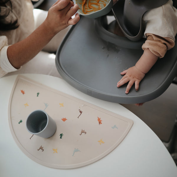 mushie-silicone-place-mat-planets-mush-2370145- (4)