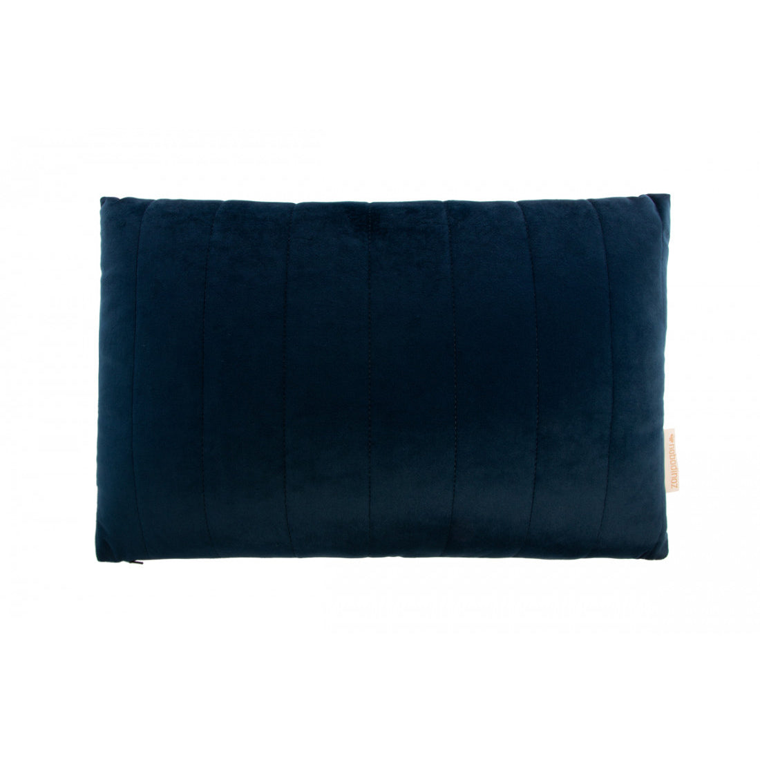 nobodinoz-akamba-velvet-cushion-night-blue-nobo-0112701- (1)