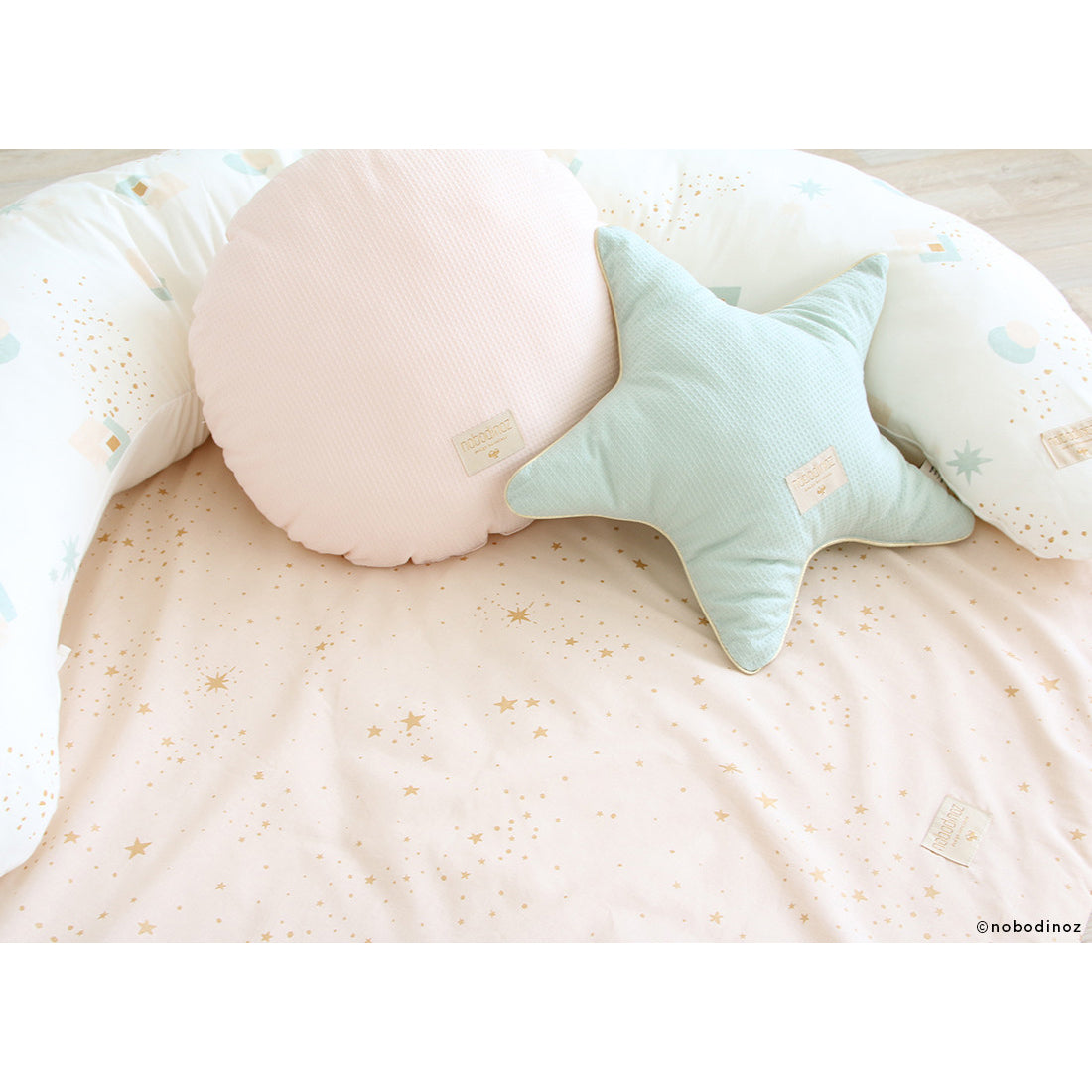 nobodinoz-aristote-star-cushion-aqua- (2)