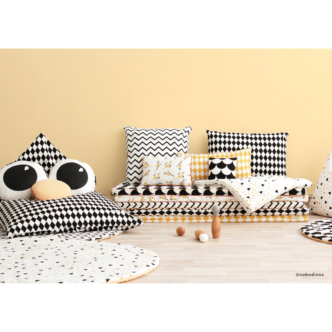 nobodinoz-beanbag-marrakech-zig-zag-black- (4)