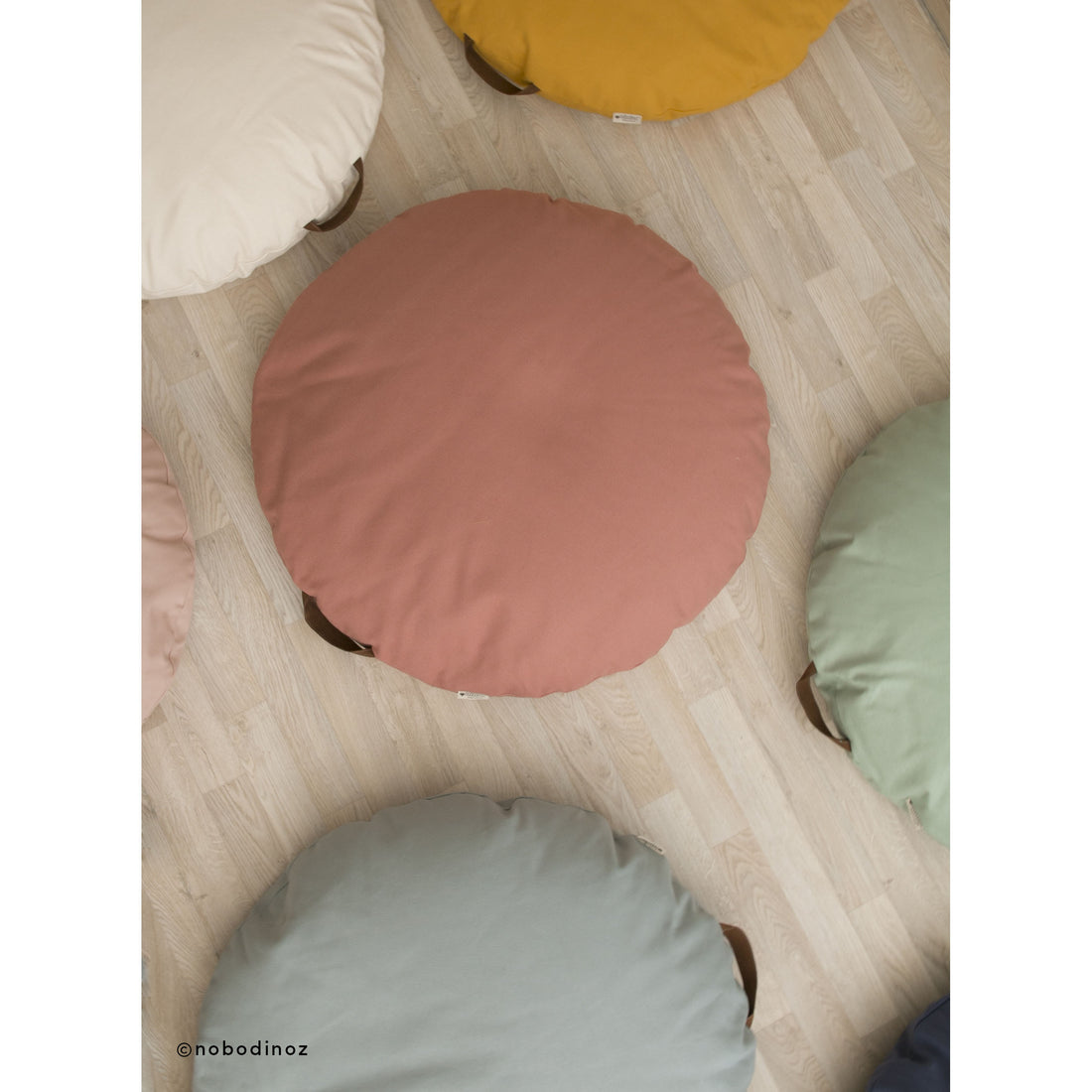 nobodinoz-beanbag-sahara-dolce-vita-pink- (4)