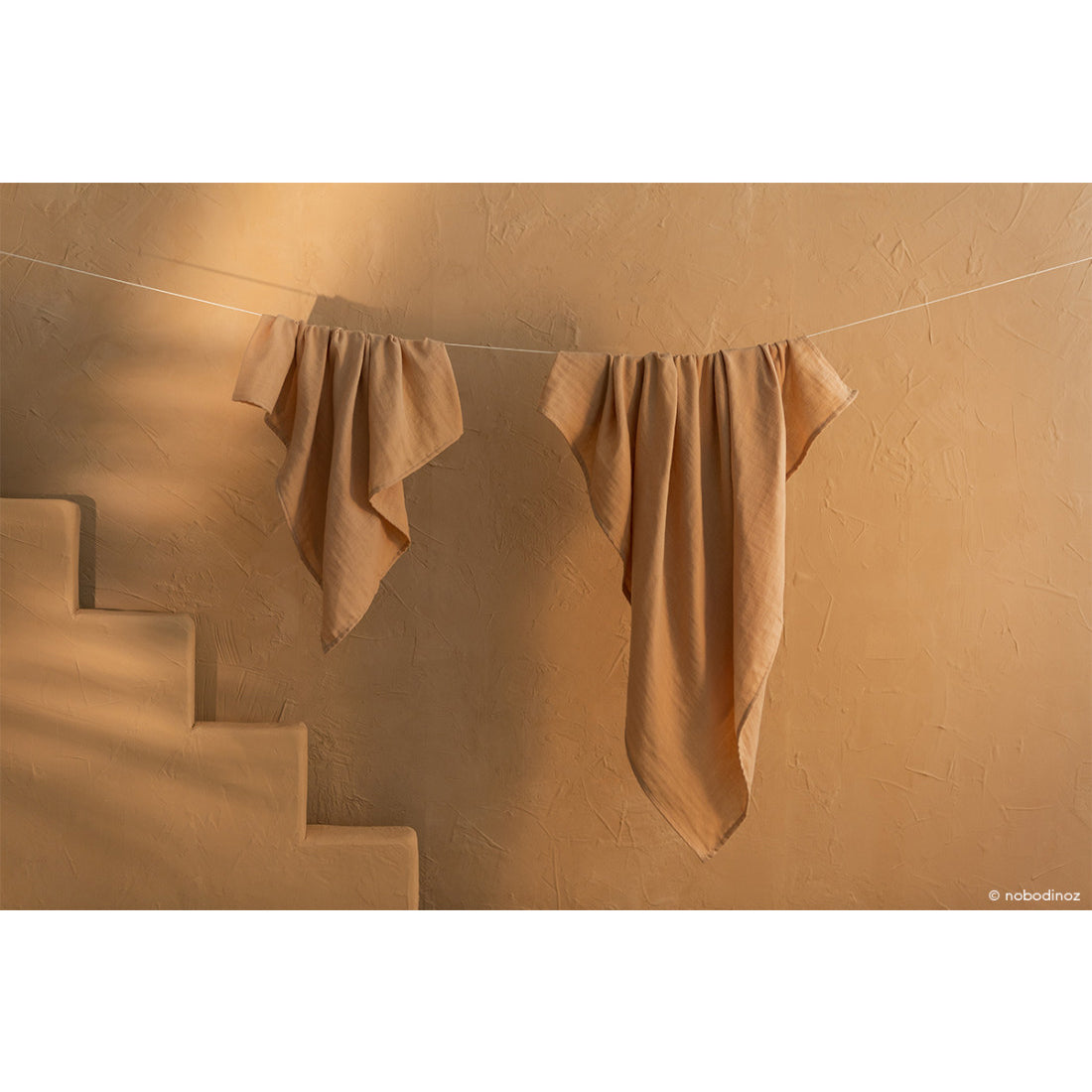 nobodinoz-butterfly-swaddle-nude- (3)