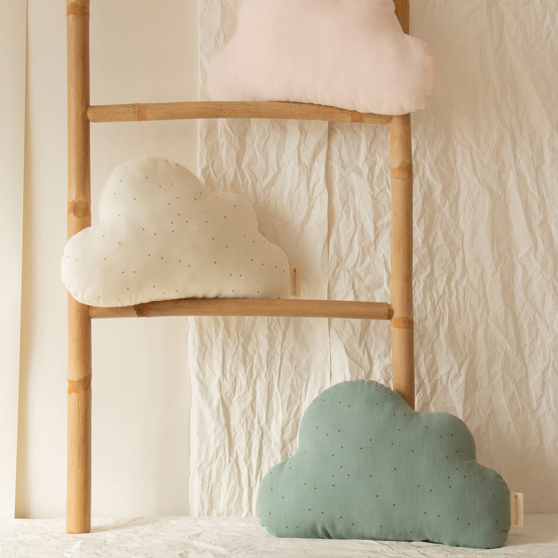 nobodinoz-cloud-cushion-dream-pink- (2)