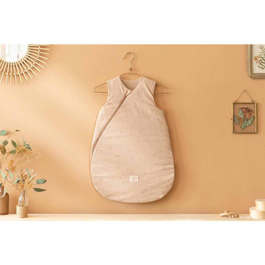 nobodinoz-cocoon-mid-season-sleeping-bag-willow-dune- (5)
