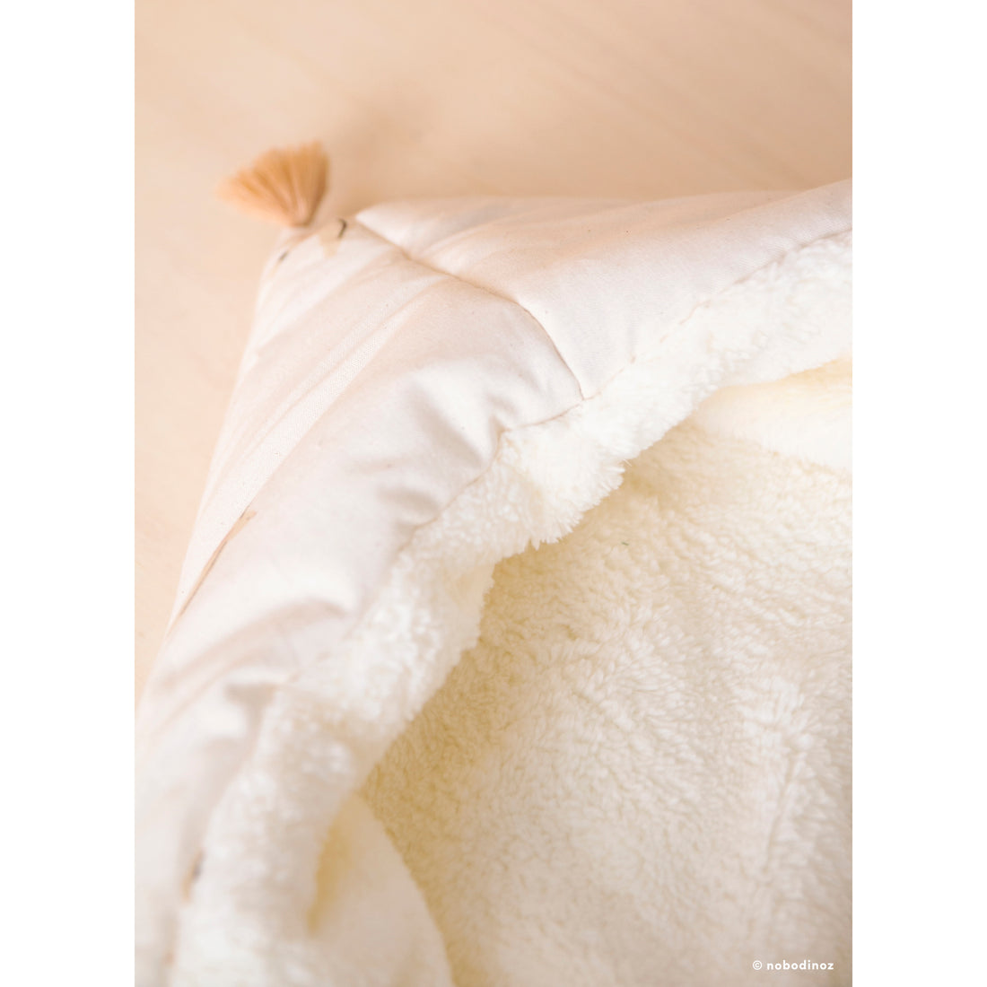 nobodinoz-cozy-natural-winter-baby-nest-bag-nude-haiku-birds-natural- (5)