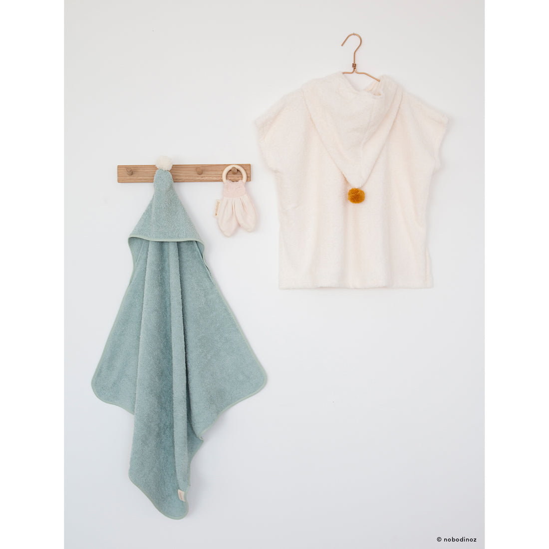 nobodinoz-cute-baby-bath-cape-green- (12)