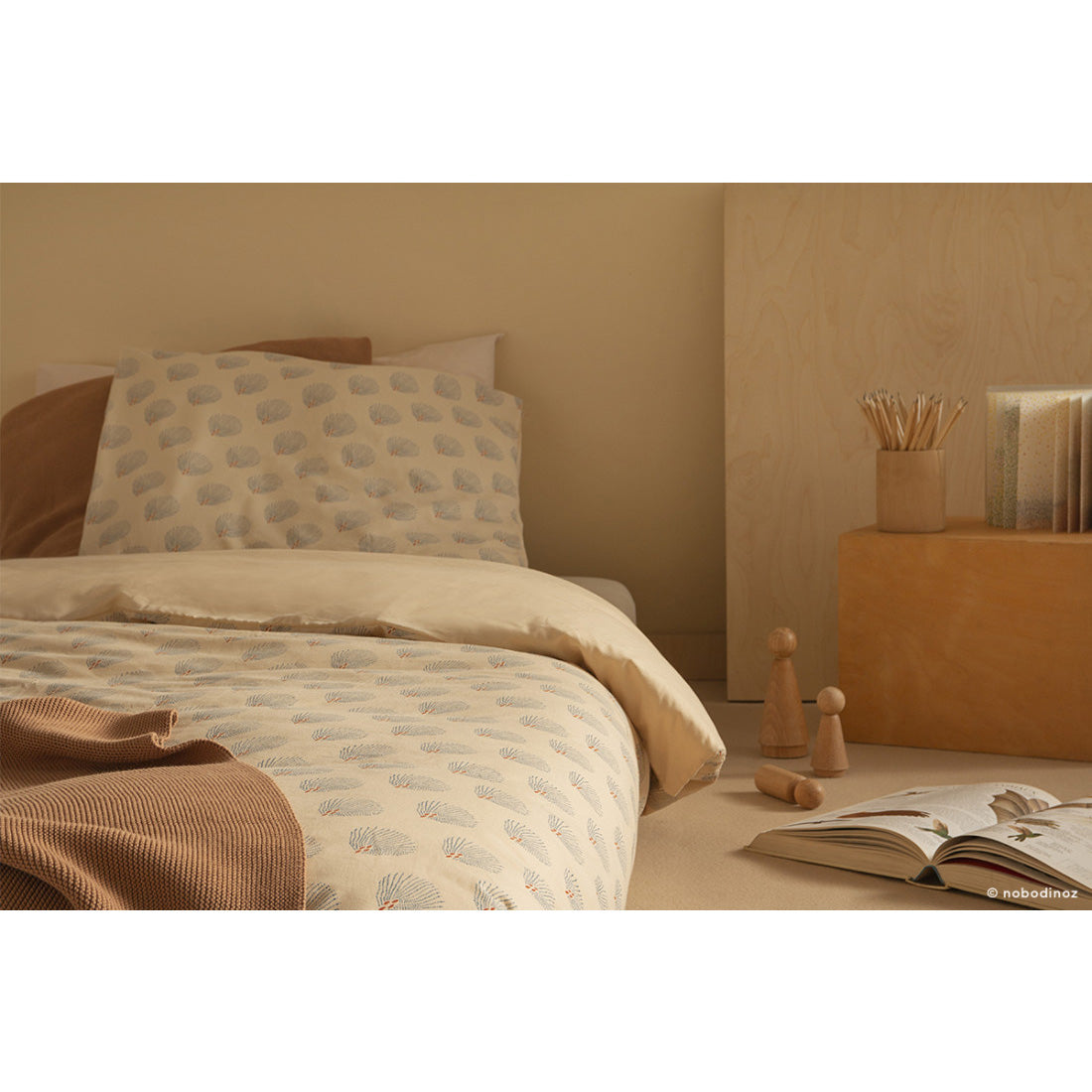 nobodinoz-duvet-himalaya-bb-blue-gatsby-cream- (4)