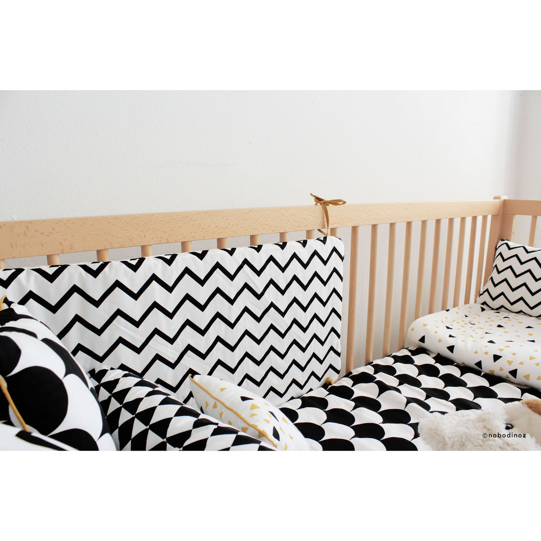 nobodinoz-duvet-single-black-scales- (3)