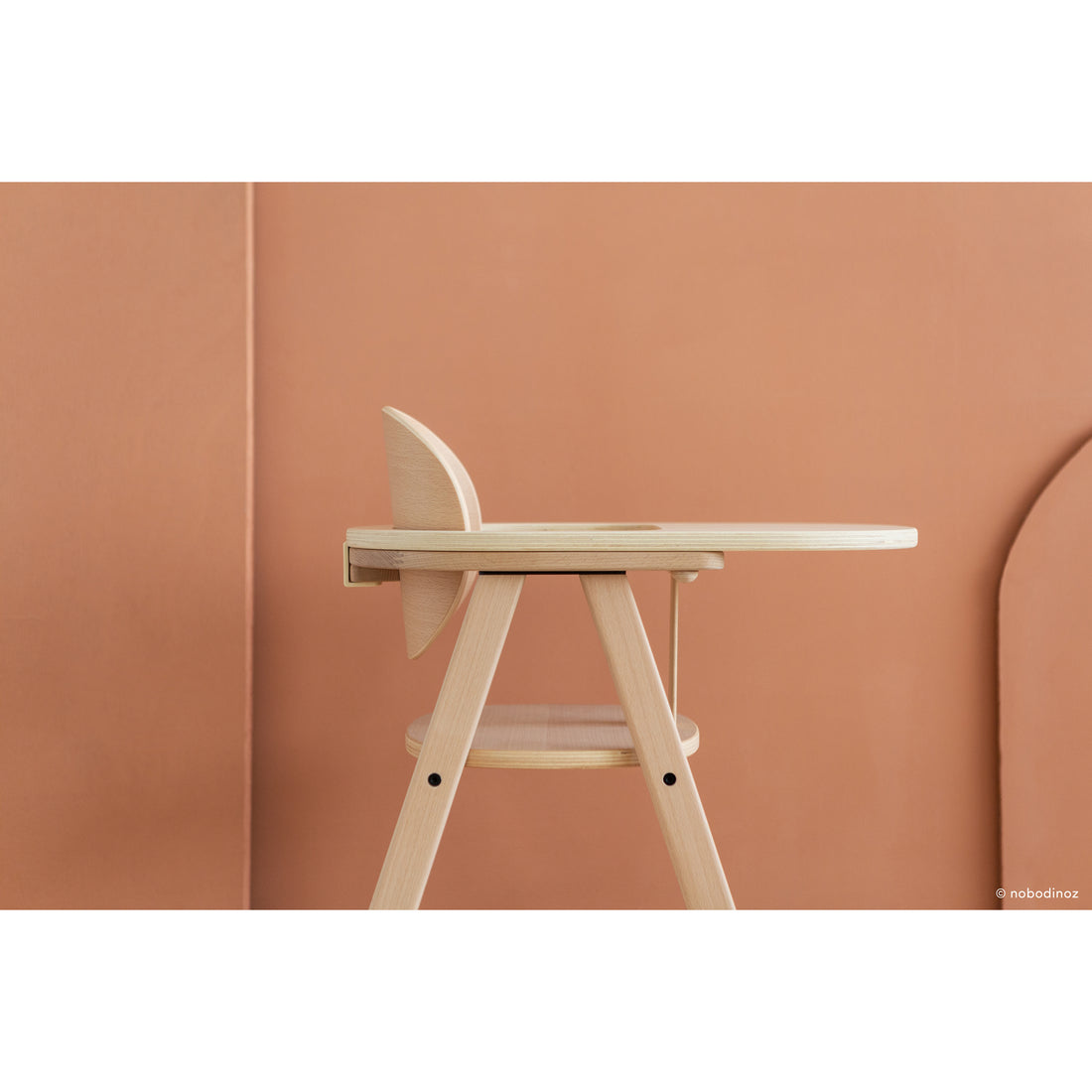 nobodinoz-growing-green-tray-table-for-high-chair-2