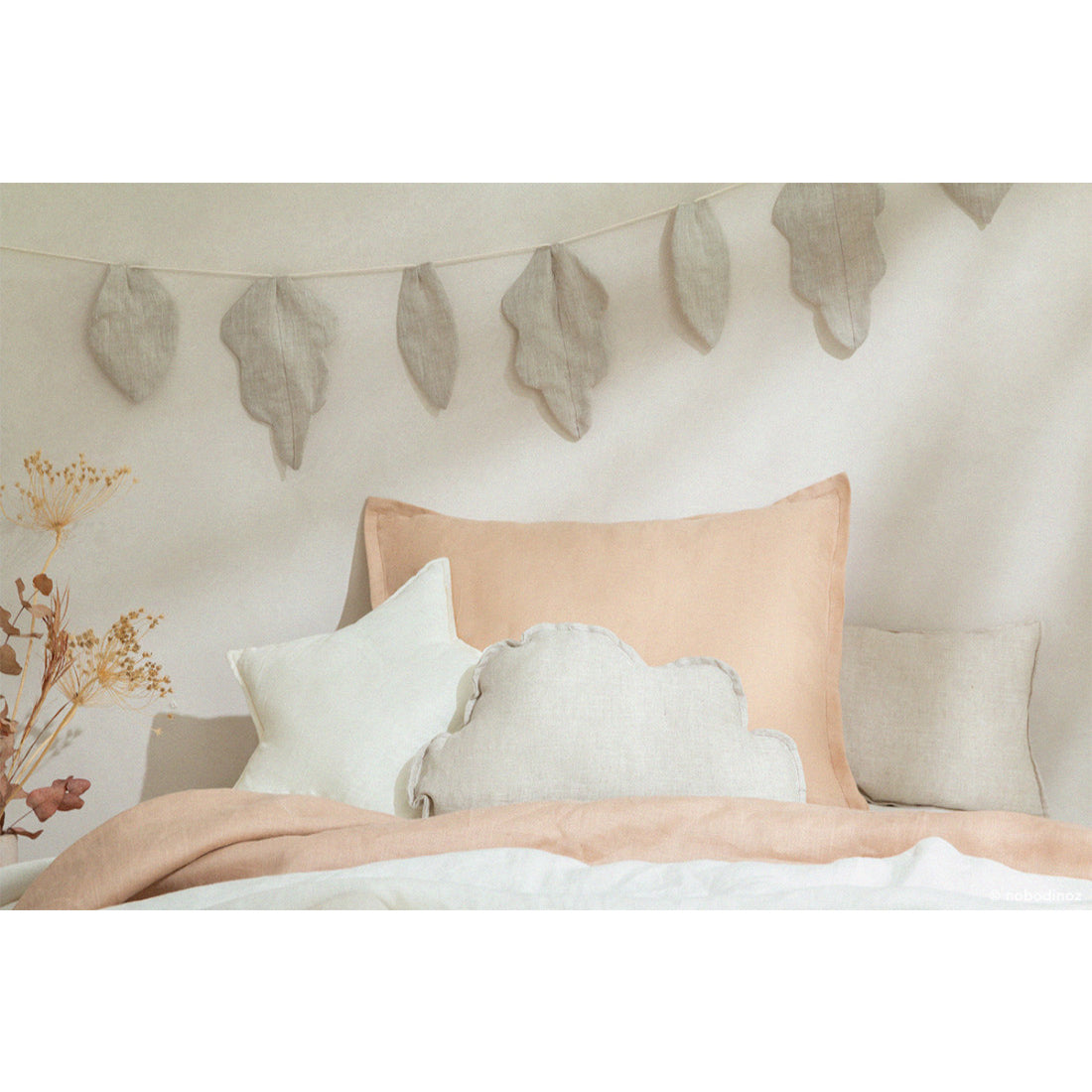 nobodinoz-lin-français-rectangular-cushion-greige-nobo-4922892- (3)