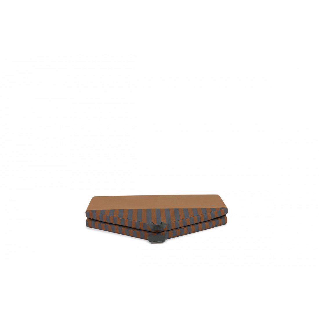nobodinoz-majestic-house-foldable-eco-floor-mat-140x78x4-blue-brown-stripes-nobo-4925336- (7)