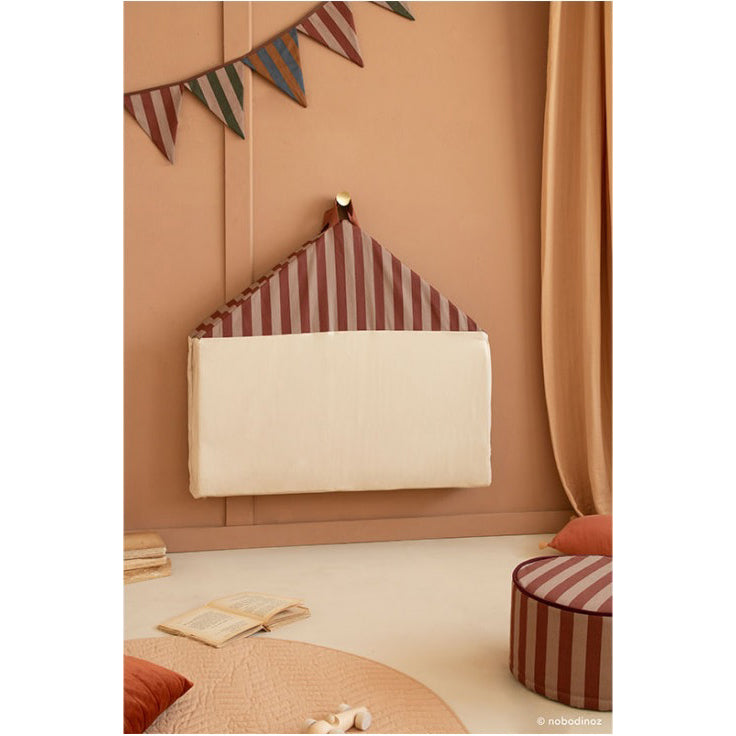 nobodinoz-majestic-house-foldable-eco-floor-mat-140x78x4-marsala-taupe-stripes-nobo-4925343- (12)