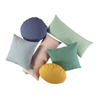 nobodinoz-montecarlo-cushion-bloom-pink-nobo-0088655- (3)