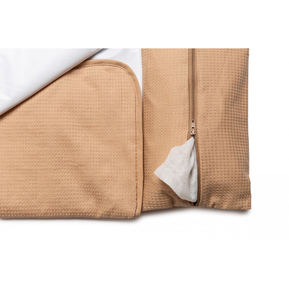 nobodinoz-mozart-waterproof-changing-pad-nude- (2)