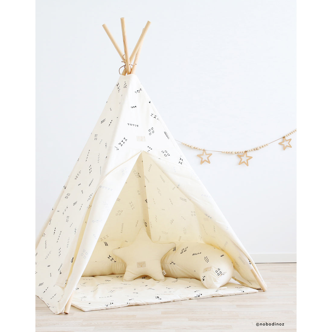 nobodinoz-phoenix-teepee-night-blue-eclipse-natural- (5)