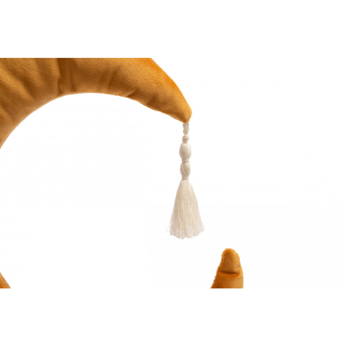 nobodinoz-pierrot-moon-velvet-cushion-farniente-yellow-nobo-0112619- (2)