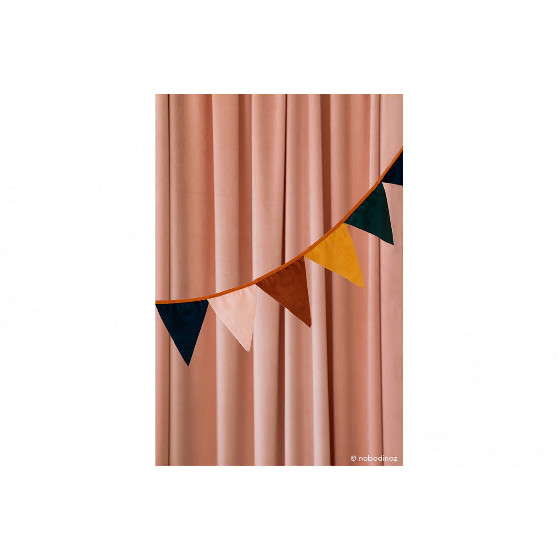 nobodinoz-savanna-velvet-garland-sunset- (3)