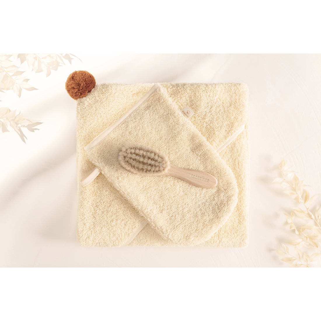 nobodinoz-so-cute-baby-bath-cape-vanilla- (9)