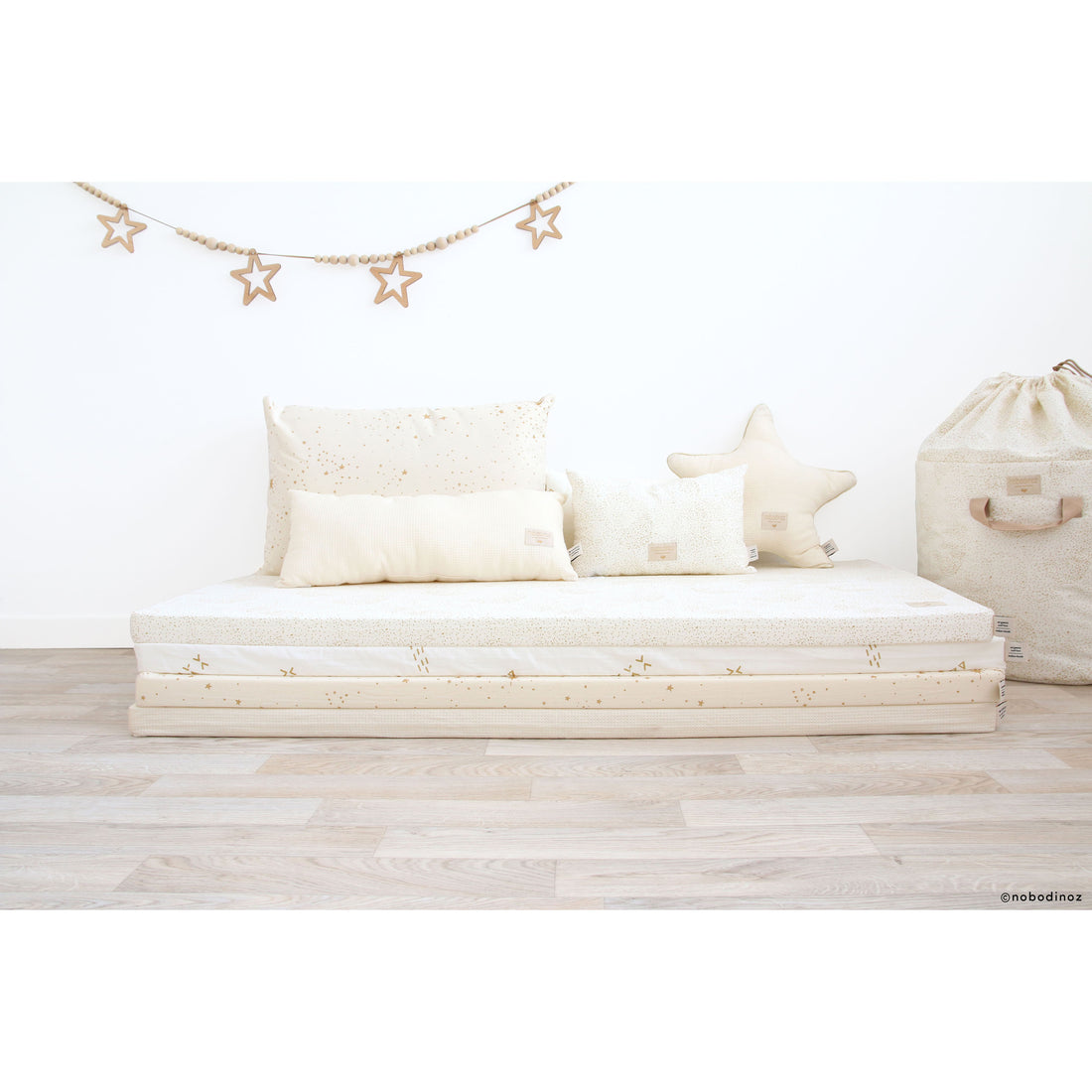 nobodinoz-st-barth-mattress-gold-secrets-white- (3)