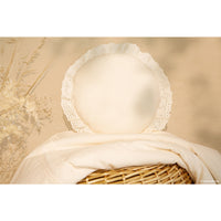nobodinoz-vera-eyelet-lace-round-cushion-natural-nobo-4920362- (5)