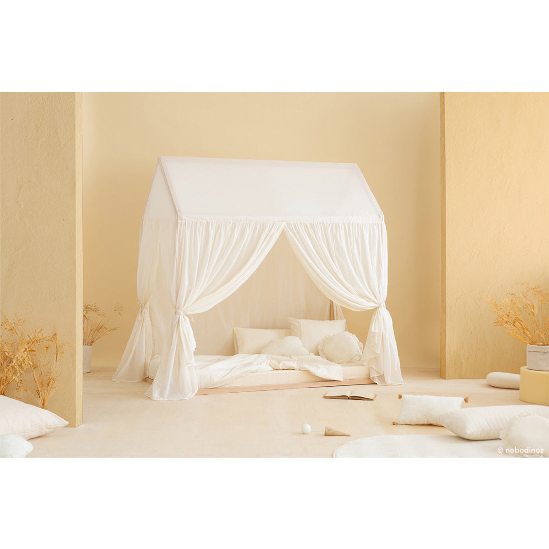 nobodinoz Vera Junior Bed Home - Eyelet Lace Cover Natural with Structure Box (NOBO-4920287)