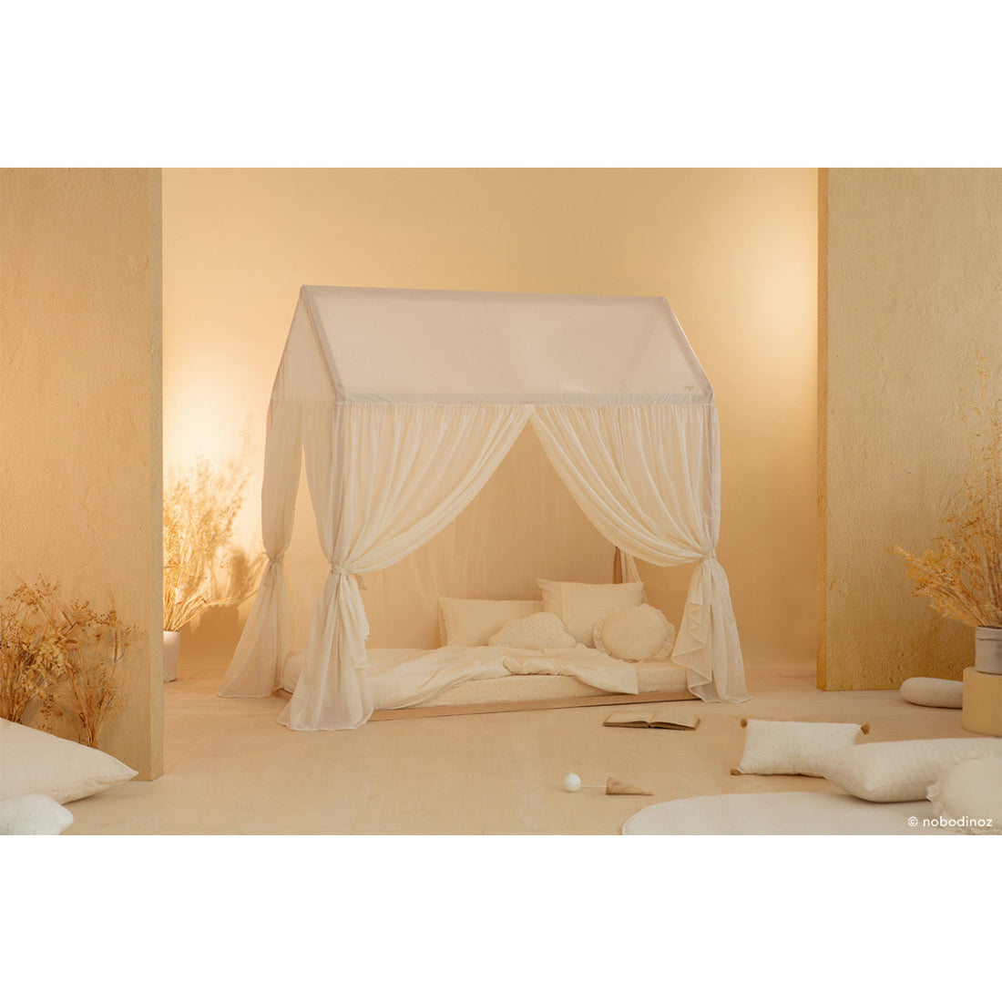 nobodinoz Vera Junior Bed Home - Eyelet Lace Cover Natural with Structure Box (NOBO-4920287)