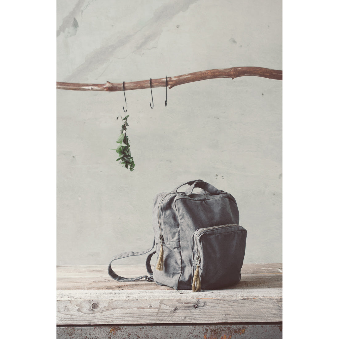 numero-74-backpack-stone-grey- (3)