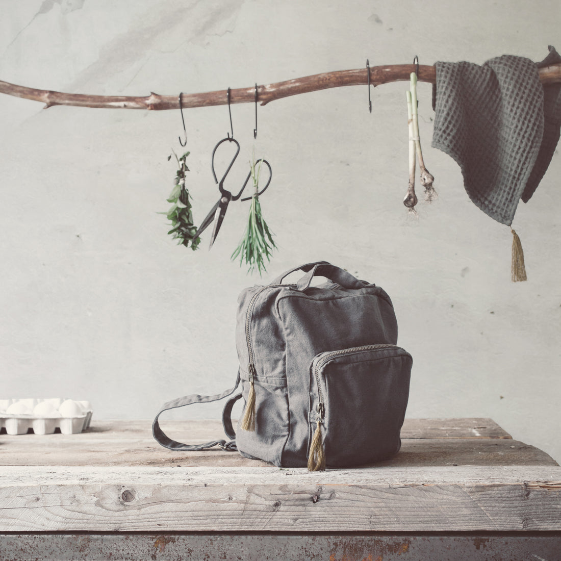 numero-74-backpack-stone-grey- (4)