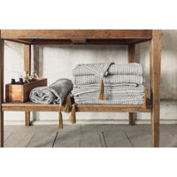 numero-74-bath-towel-baby-powder- (10)
