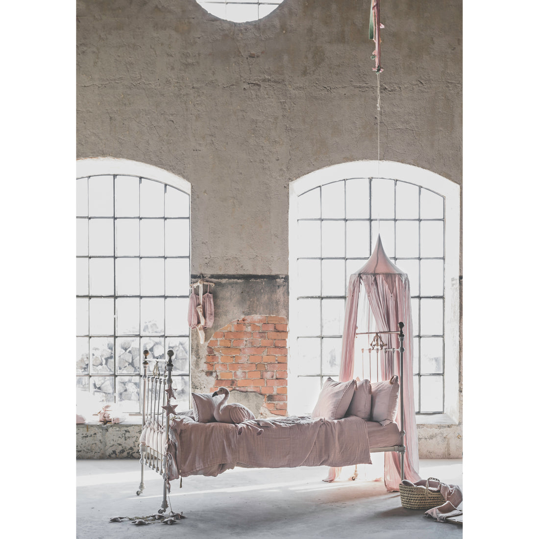 numero-74-nana-swaddle-bag-dusty-pink- (3)