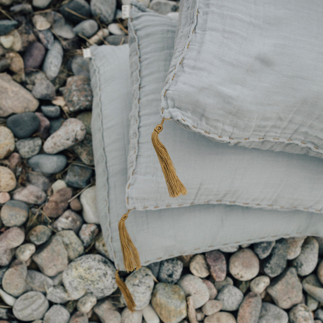 numero-74-pillow-case-silver-grey- (8)