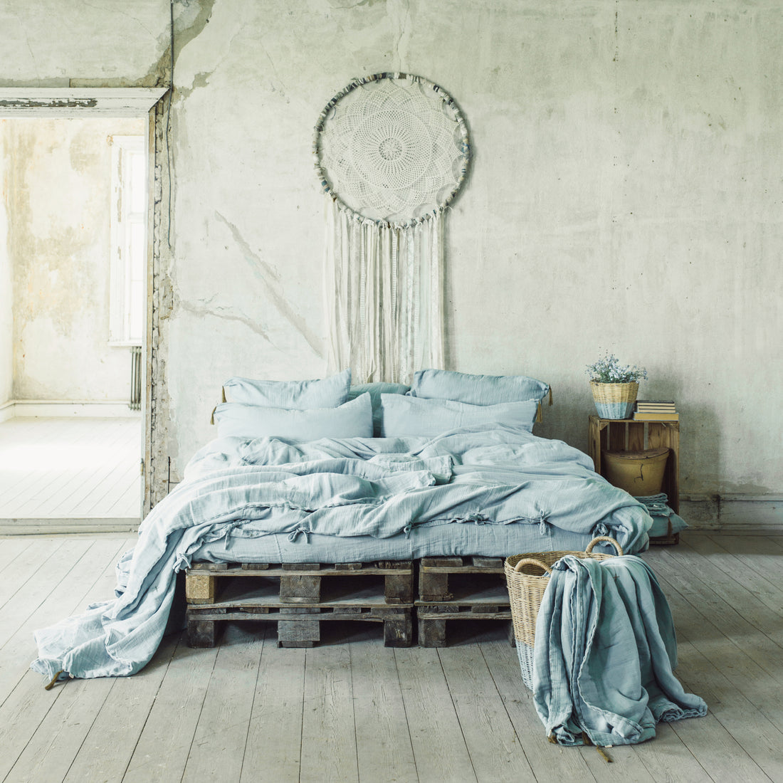numero-74-top-flat-bed-sheet-embroidery-sweet-blue- (8)