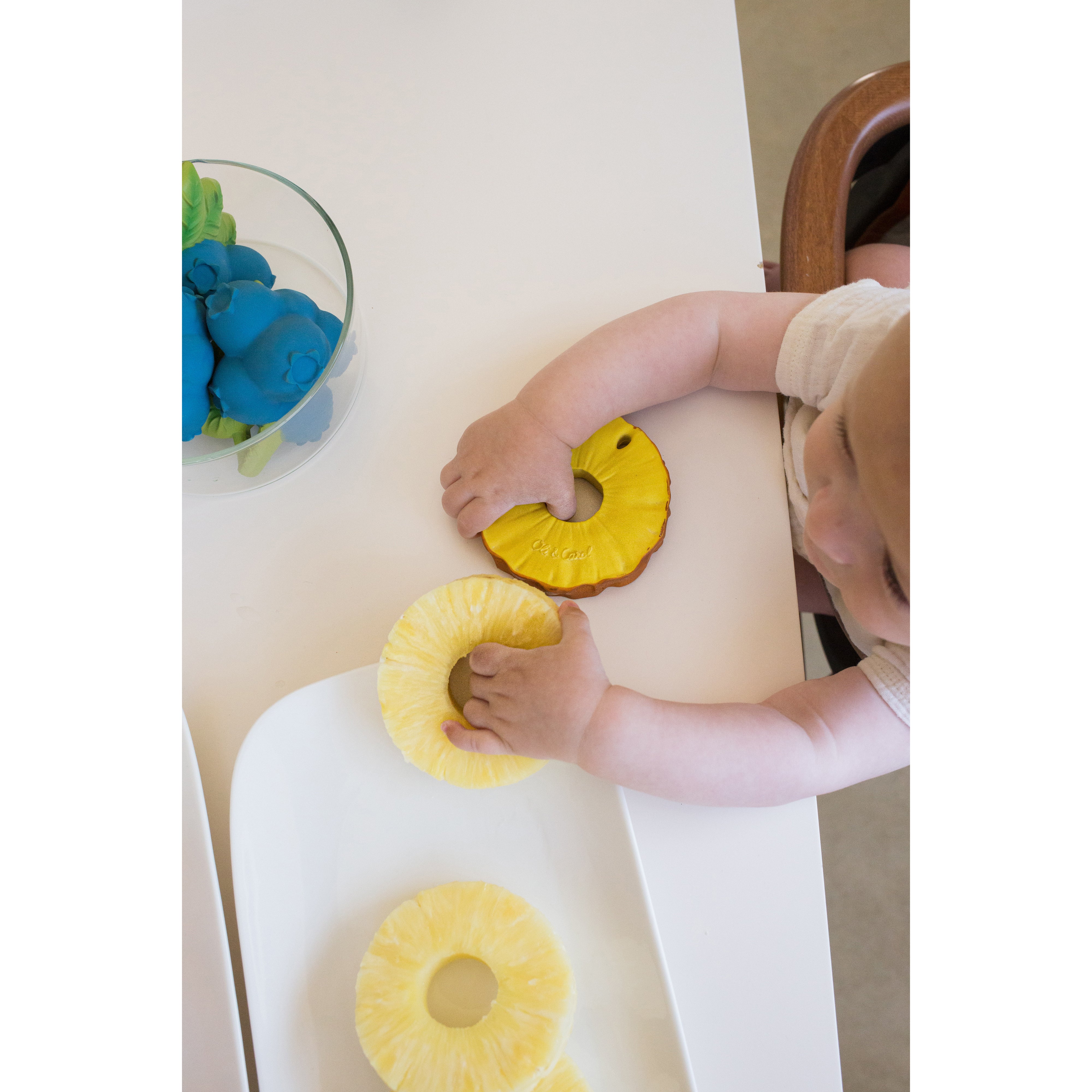 oli-&-carol-ananas-the-pineapple-teether-olic-l-pineapple-unit- (24)