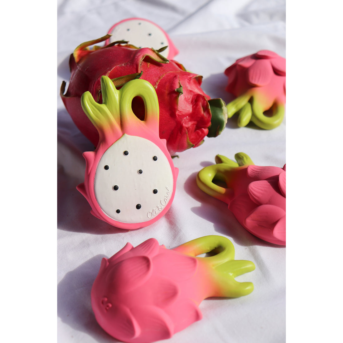 oli-&-carol-fucsia-the-dragonfruit-teether-olic-l-dragon-fruit-unit- (7)