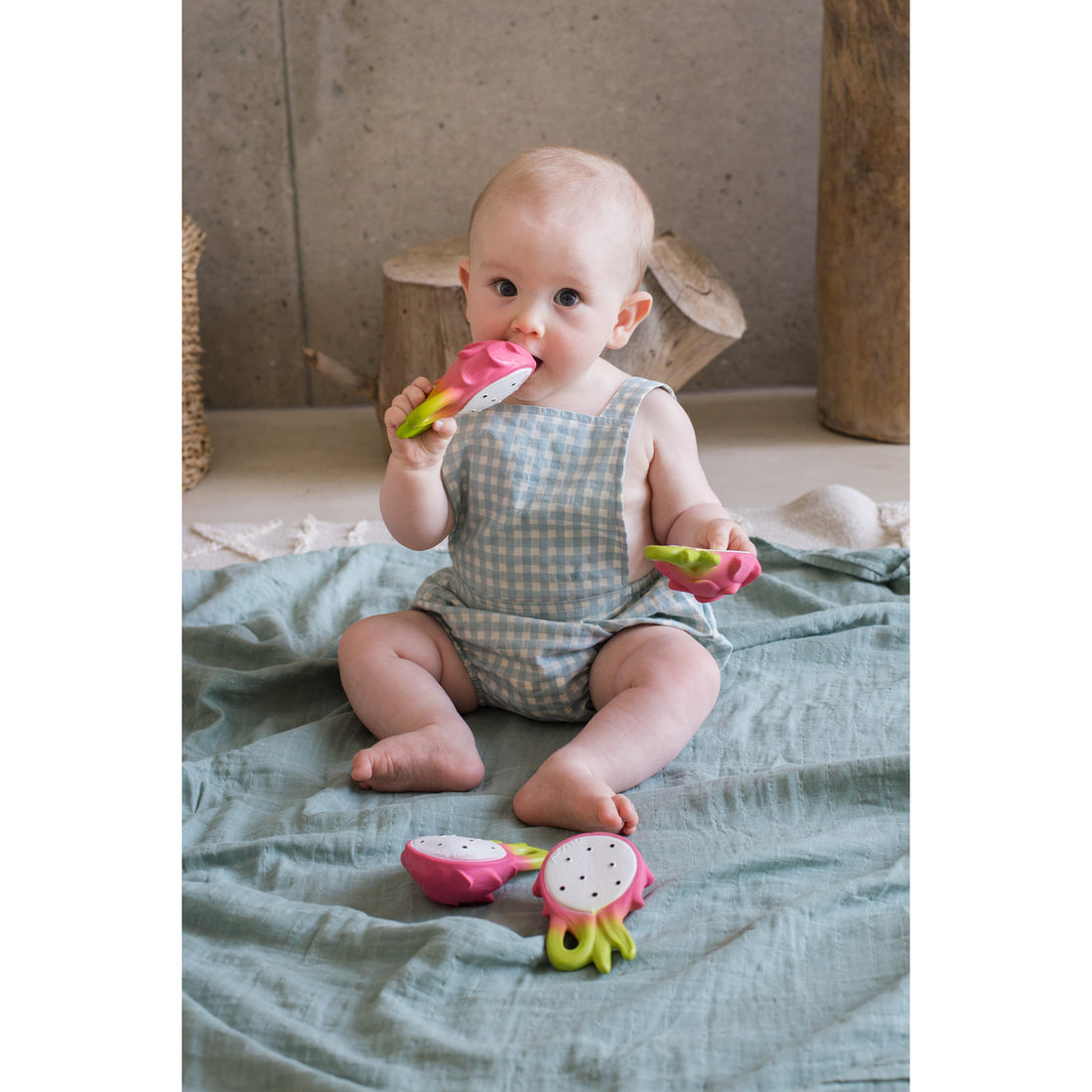 oli-&-carol-fucsia-the-dragonfruit-teether-olic-l-dragon-fruit-unit- (12)