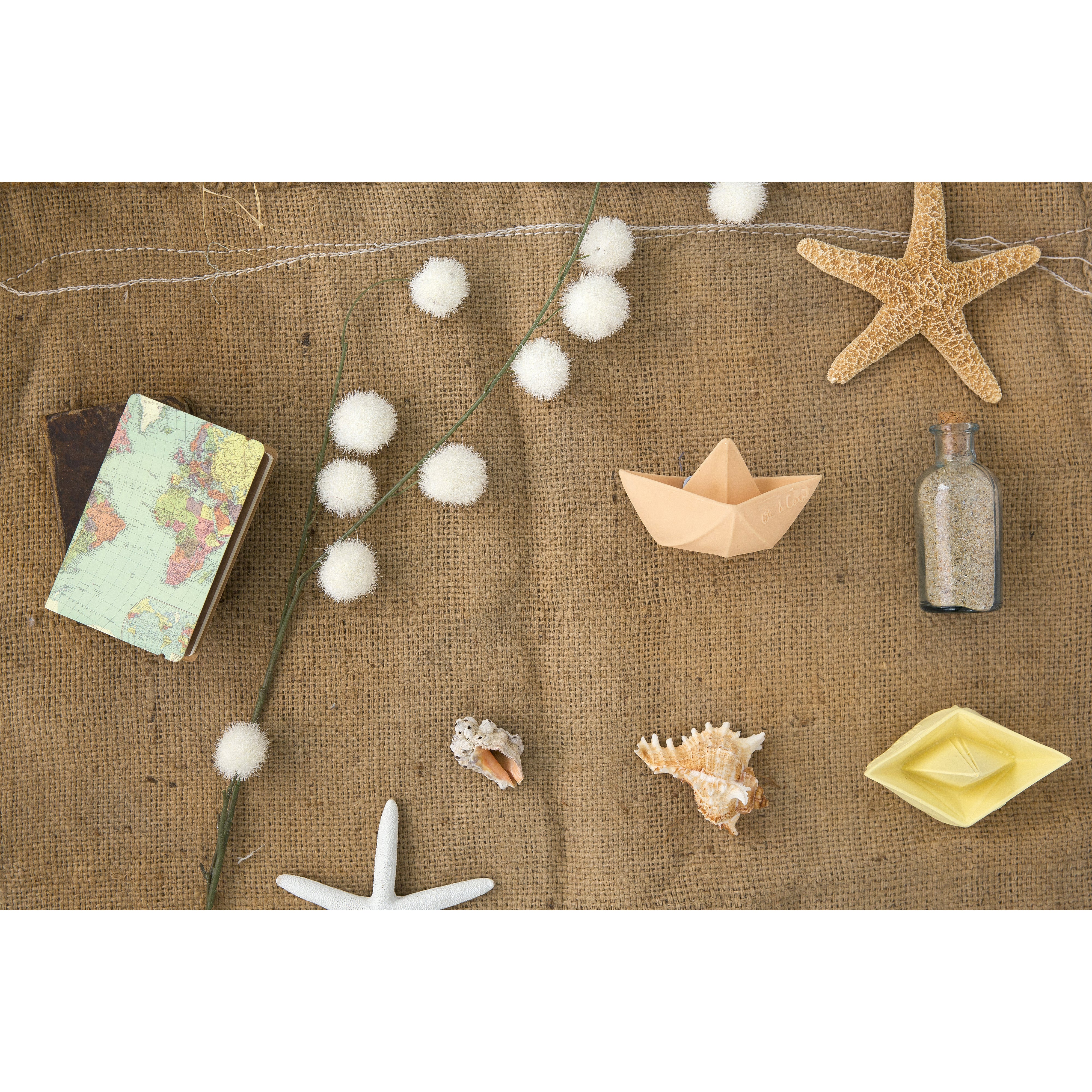 oli-&-carol-origami-boat-nude- (23)