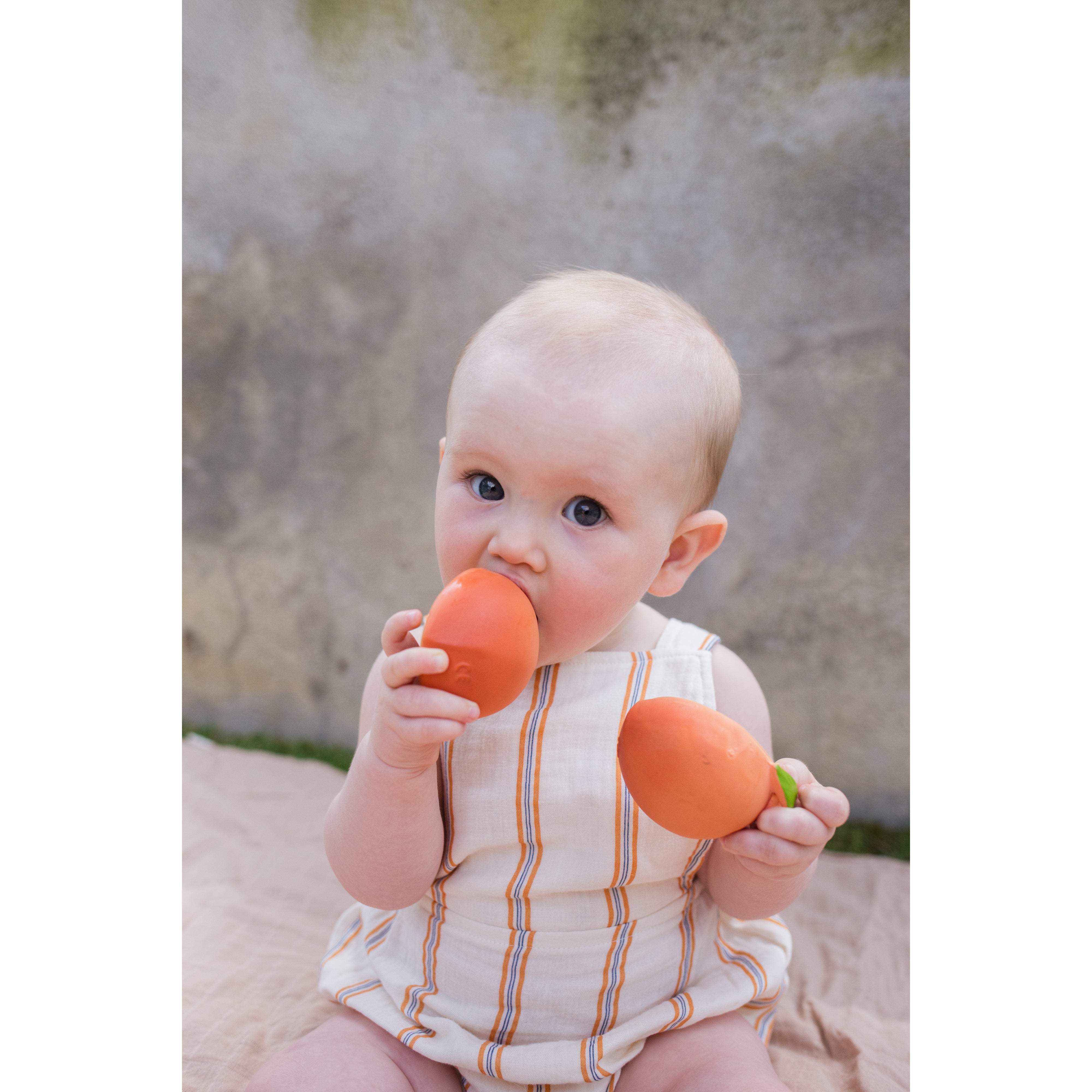 oli-&-carol-pal-peach-teether-olic-l-peach-unit- (9)