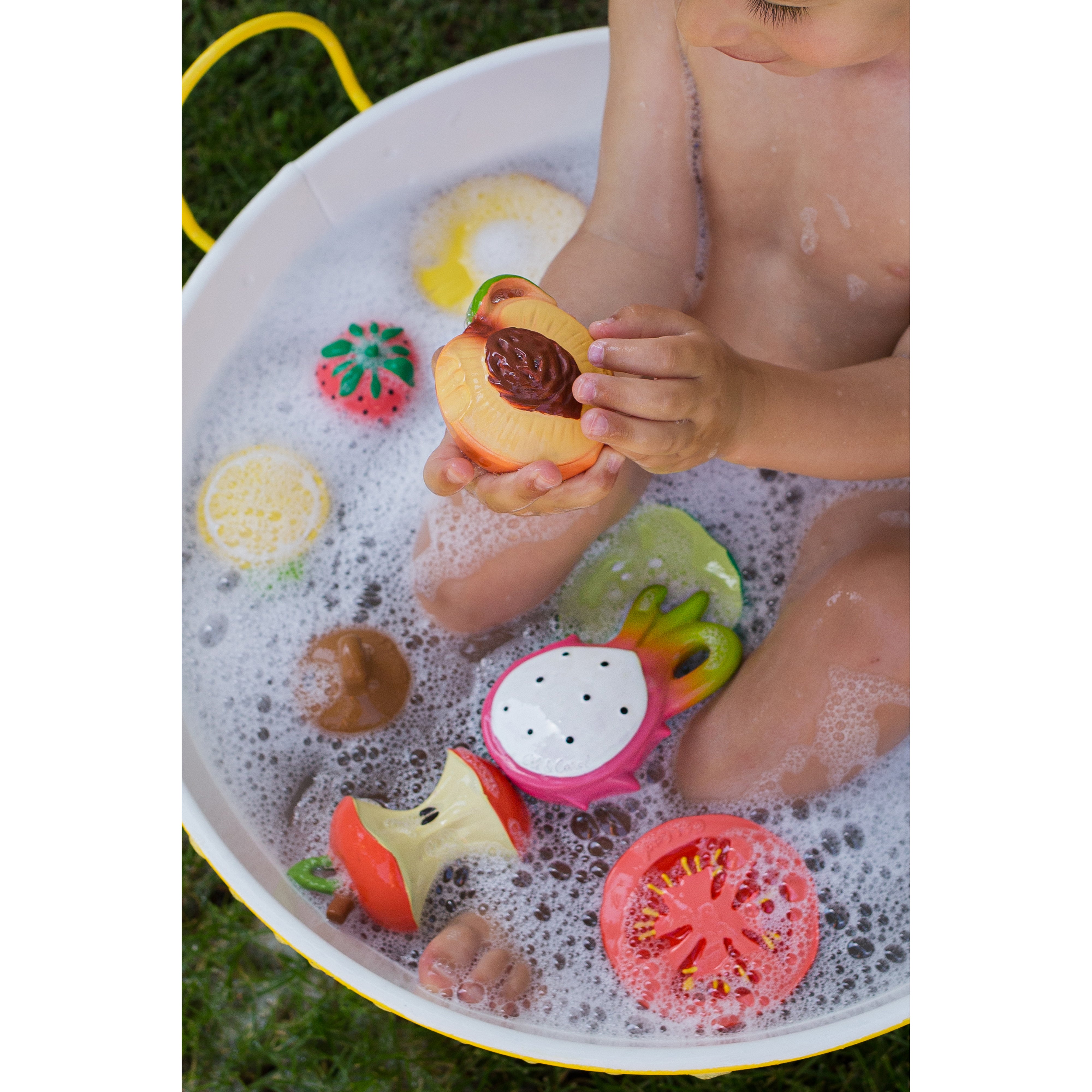 oli-&-carol-pal-peach-teether-olic-l-peach-unit- (10)