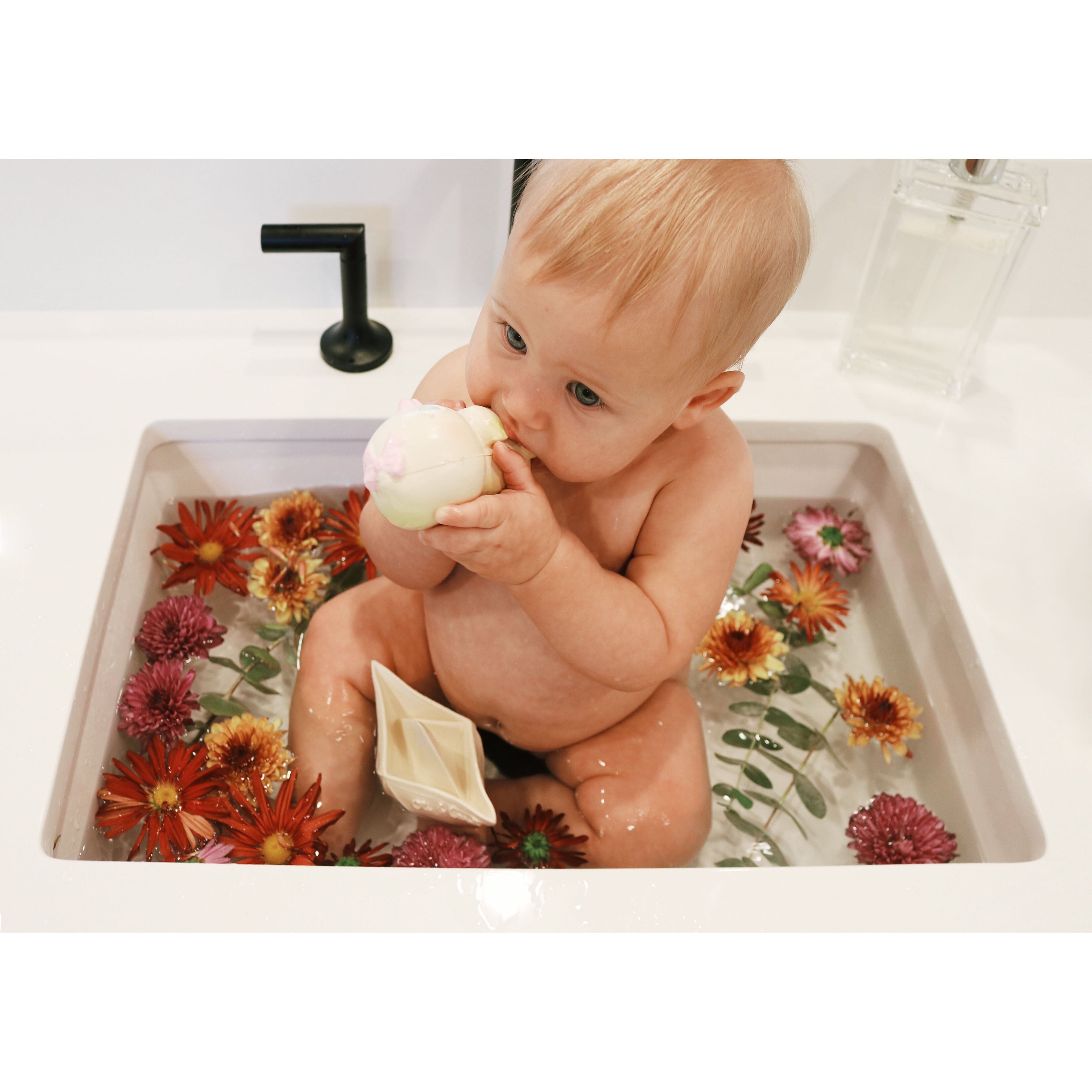 oli-&-carol-vintage-lolita-the-birdy-teether- (11)