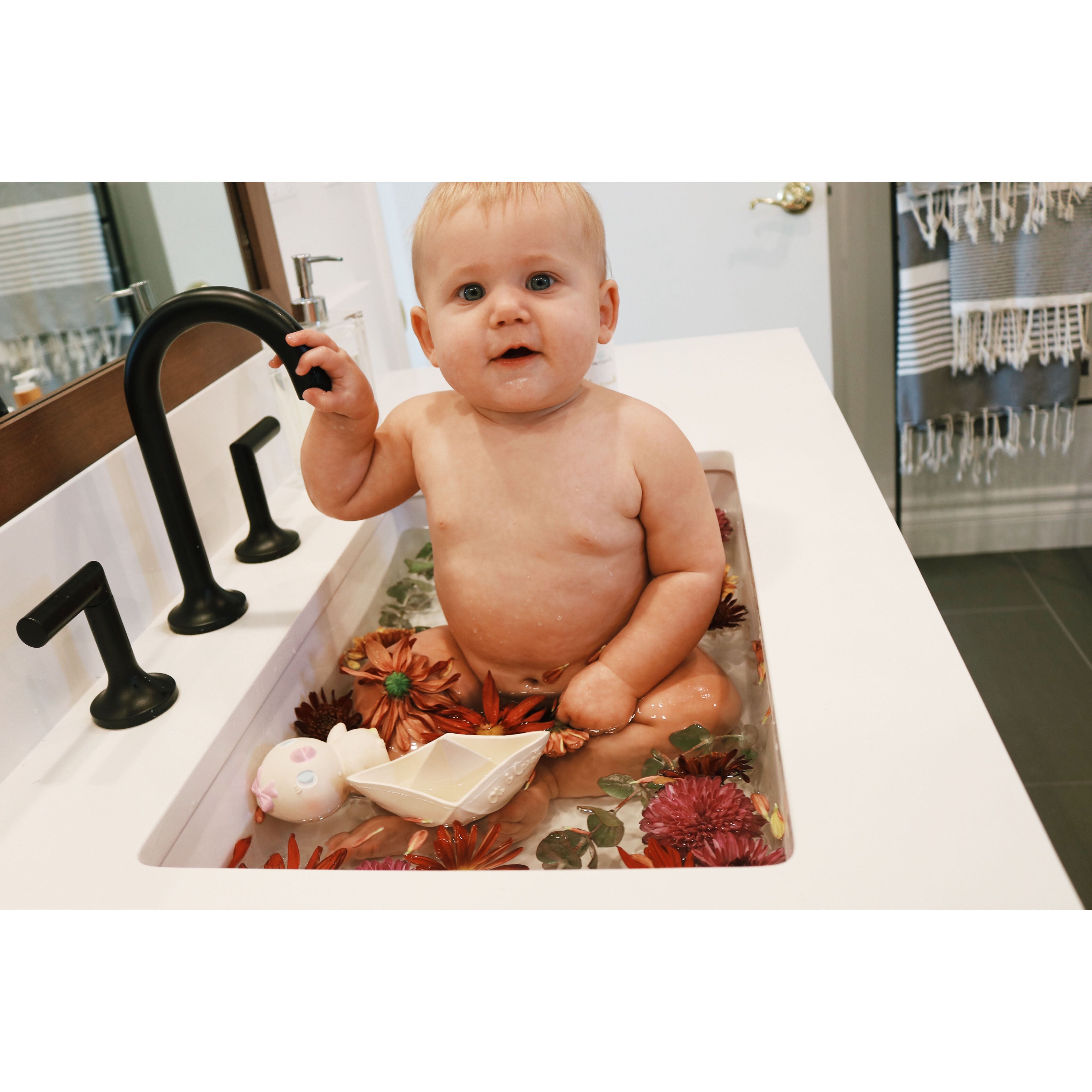 oli-&-carol-vintage-lolita-the-birdy-teether- (12)