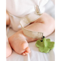 Oli & Carol Chewy-to-Go Eli The Clover Teether