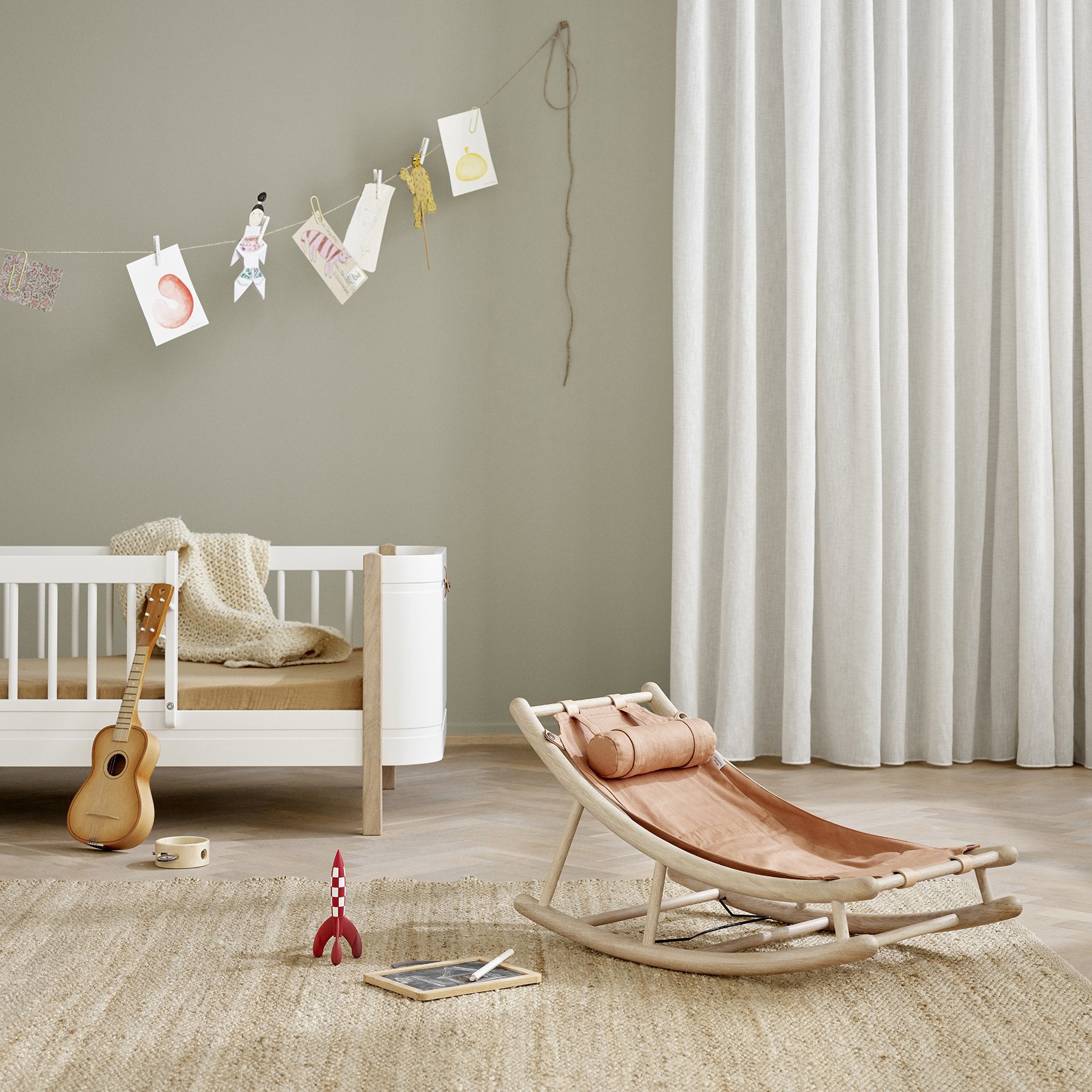 oliver-furniture-extra-toddler-seat-for-wood-baby-&-toddler-rocker- (13)