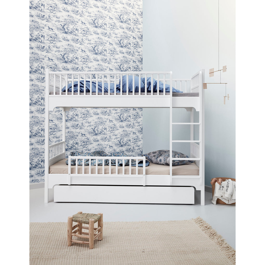 oliver-furniture-seaside-bunk-bed-with-vertical-ladder- (6)