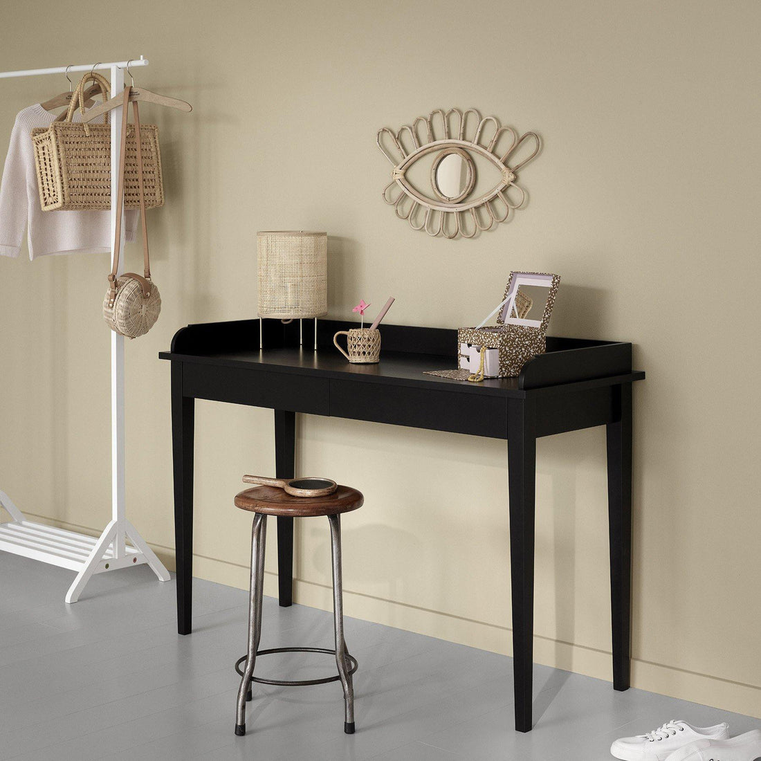 oliver-furniture-seaside-console-table-black- (3)